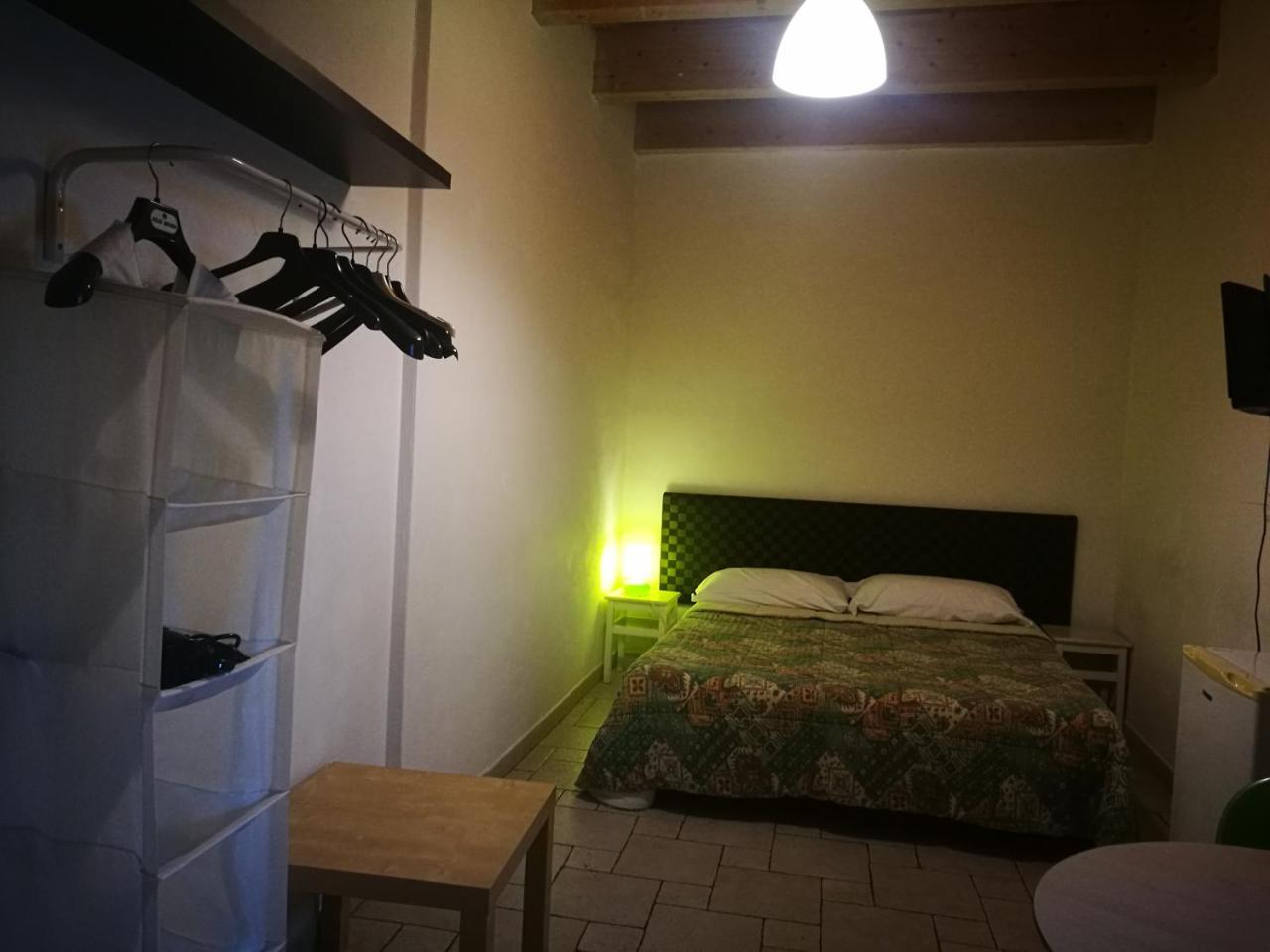 La Corte Del Borgo Antico Bari Exterior foto